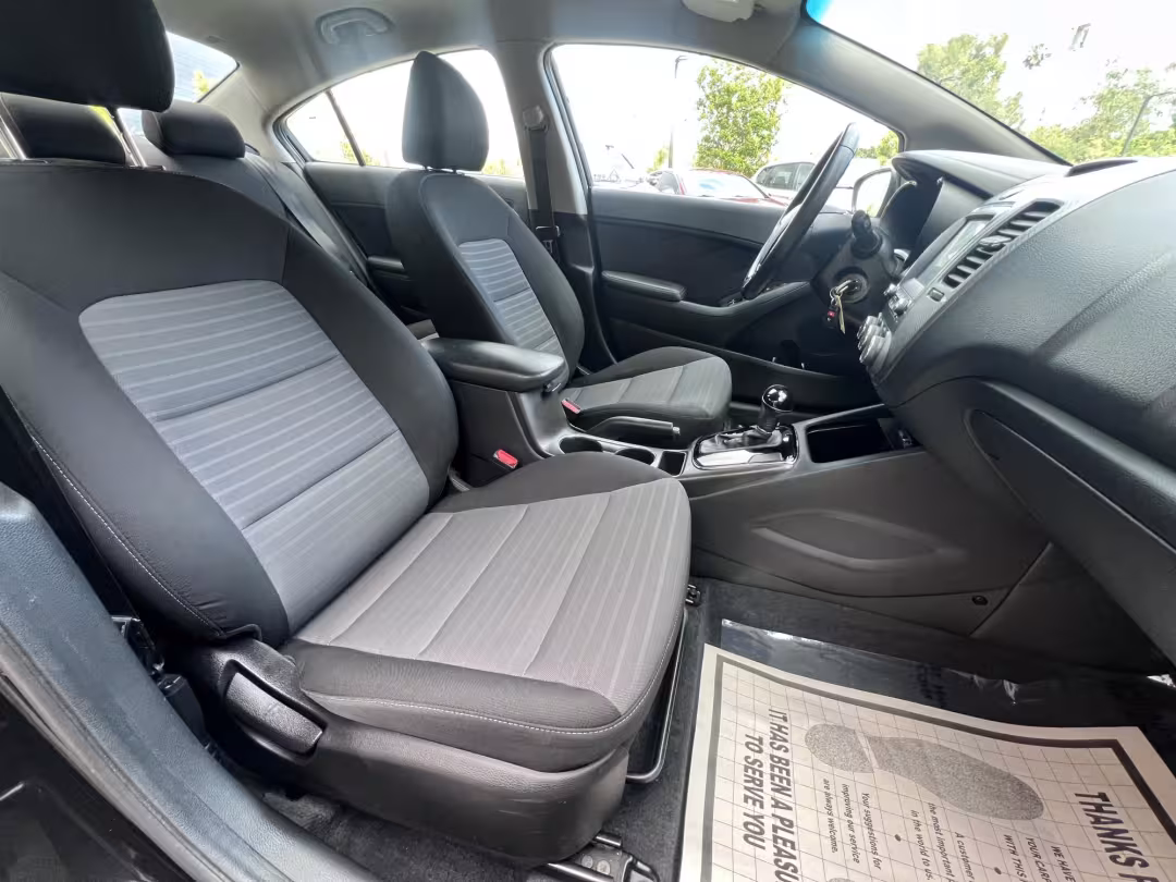 2017 Kia Forte - 3KPFL4A75HE030781 - Image #17